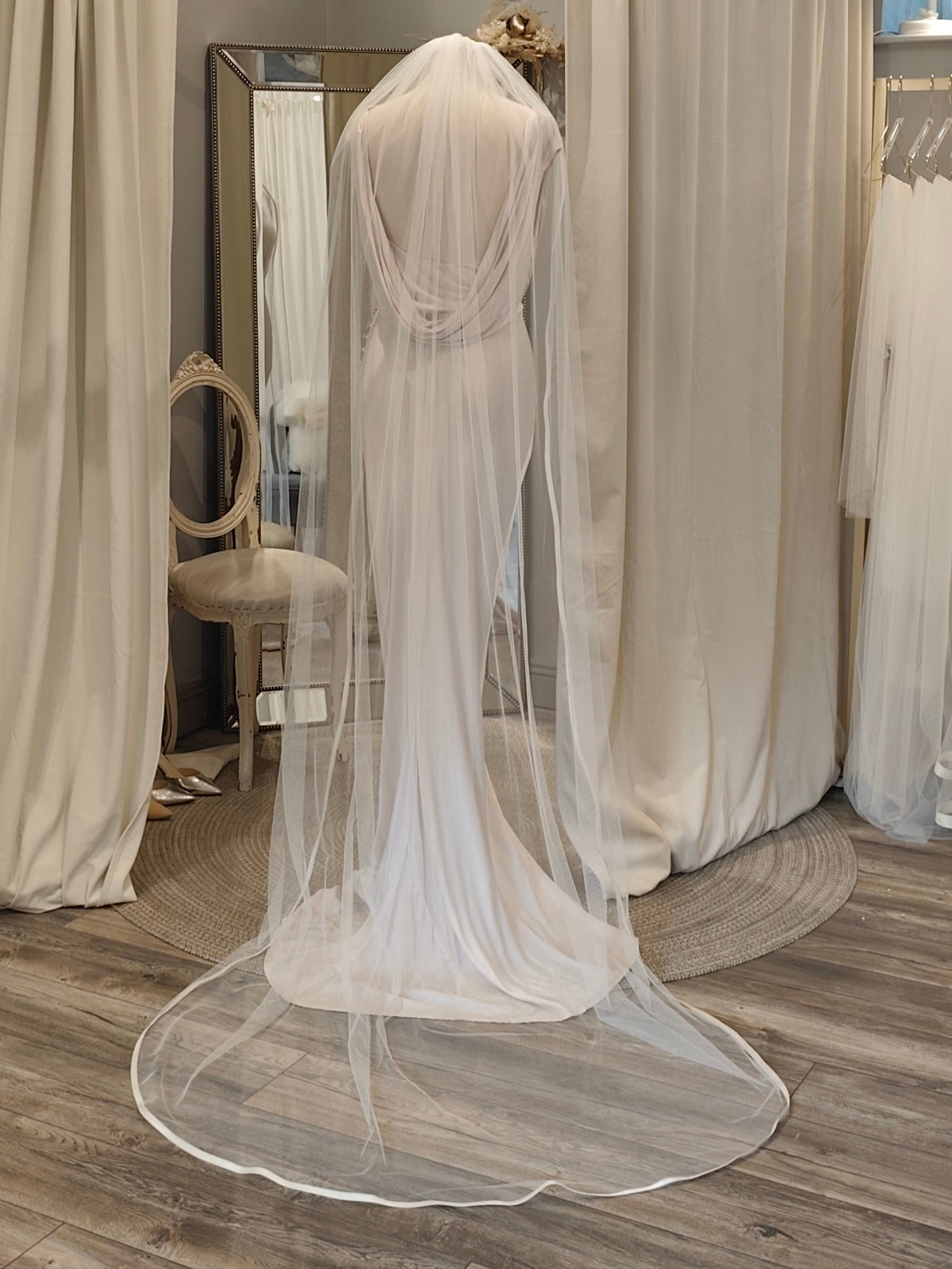 ELOISE - *Díoltóir is Fearr* Veil Bridal Simplí