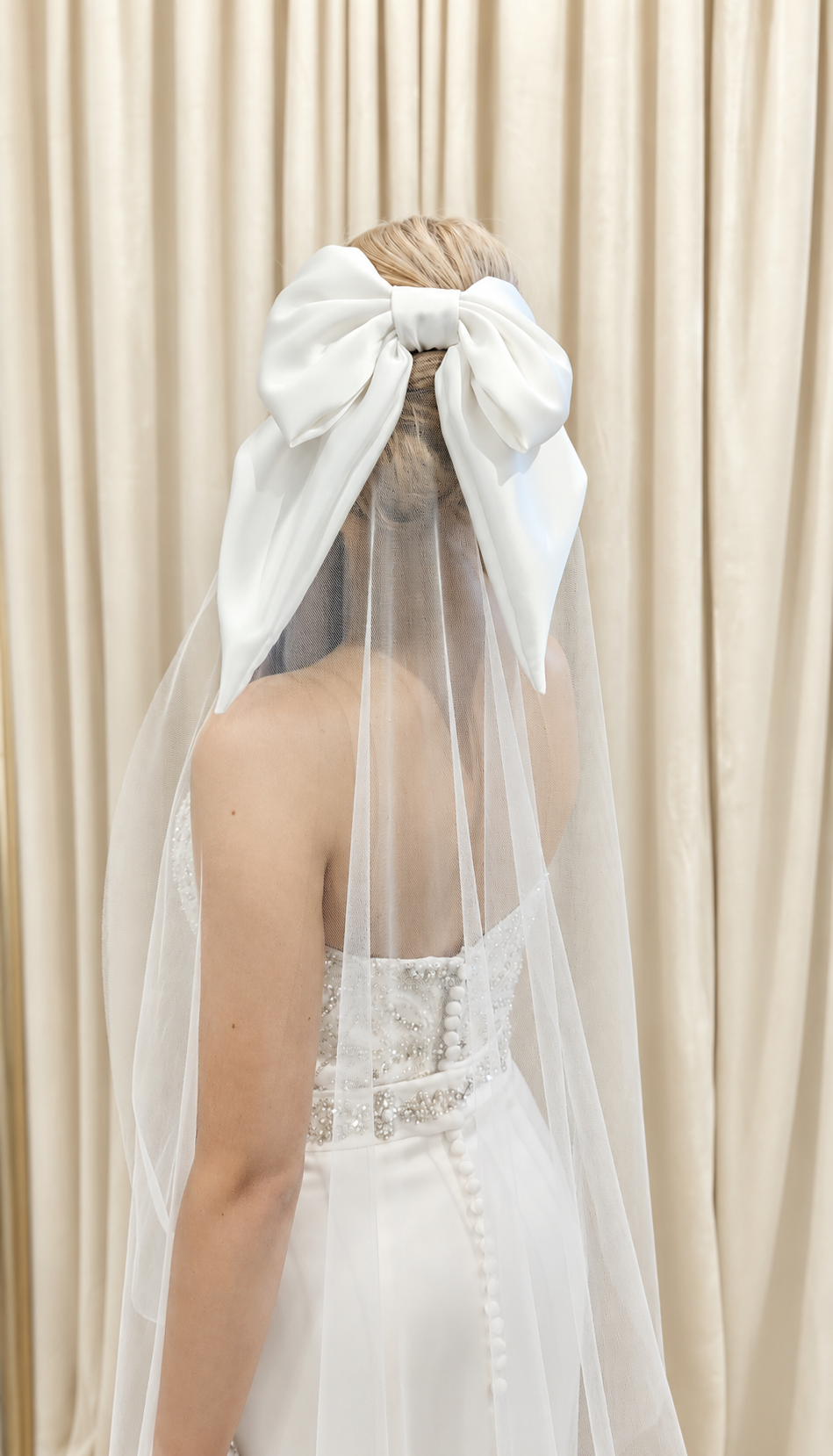 EMILIA - Veil Bridal gan Smál