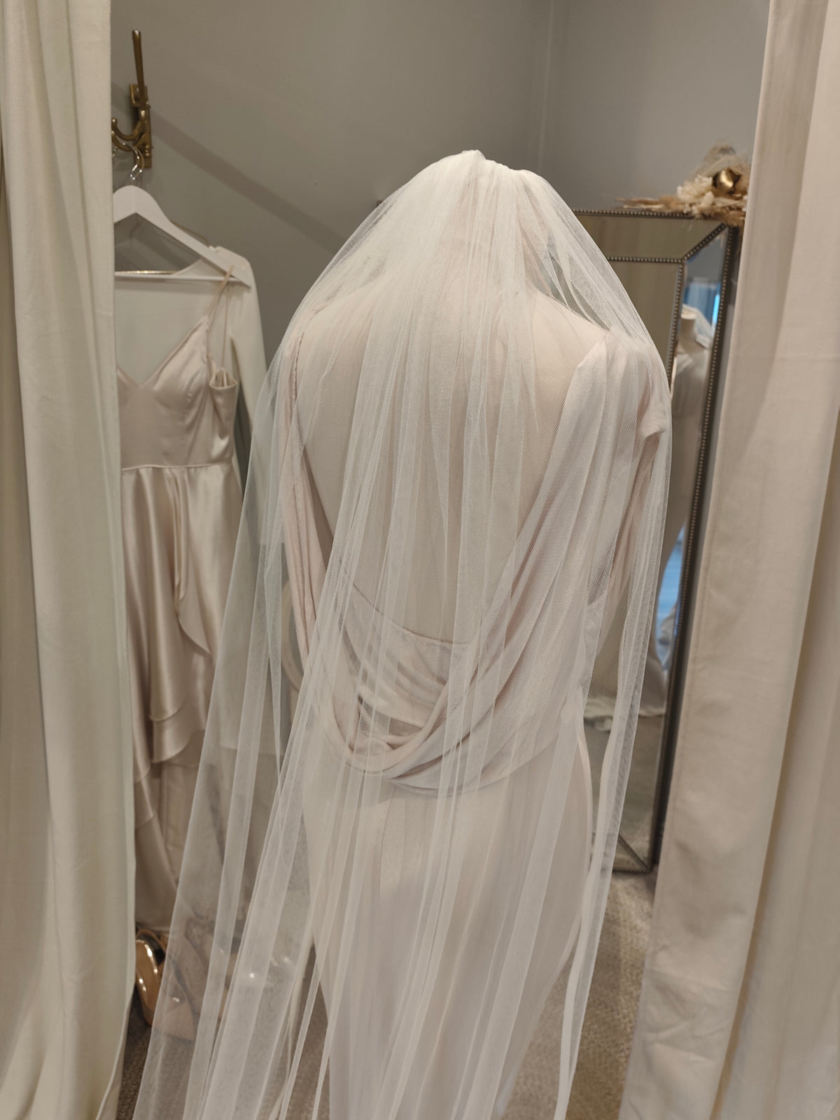 ELOISE - *Díoltóir is Fearr* Veil Bridal Simplí