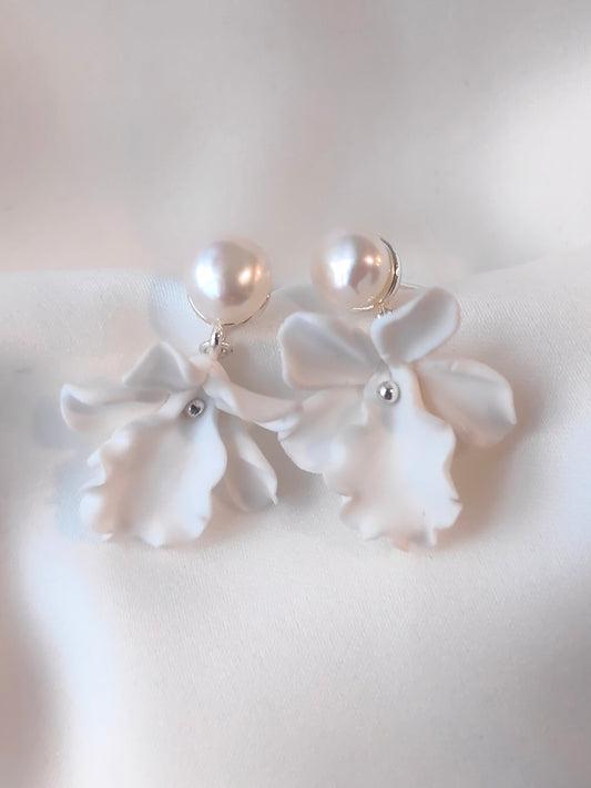 LEANORA - Petite Bridal Earrings - Silver