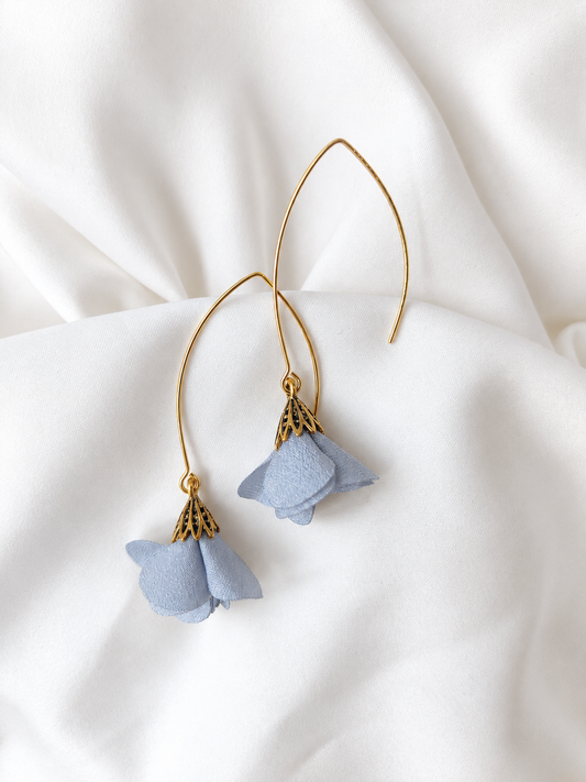 Jessie - Floral drop earrings - Silver/Grey
