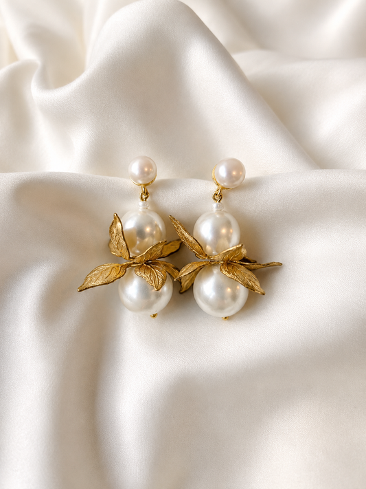 FLORRIE - Pearl and gold earrings
