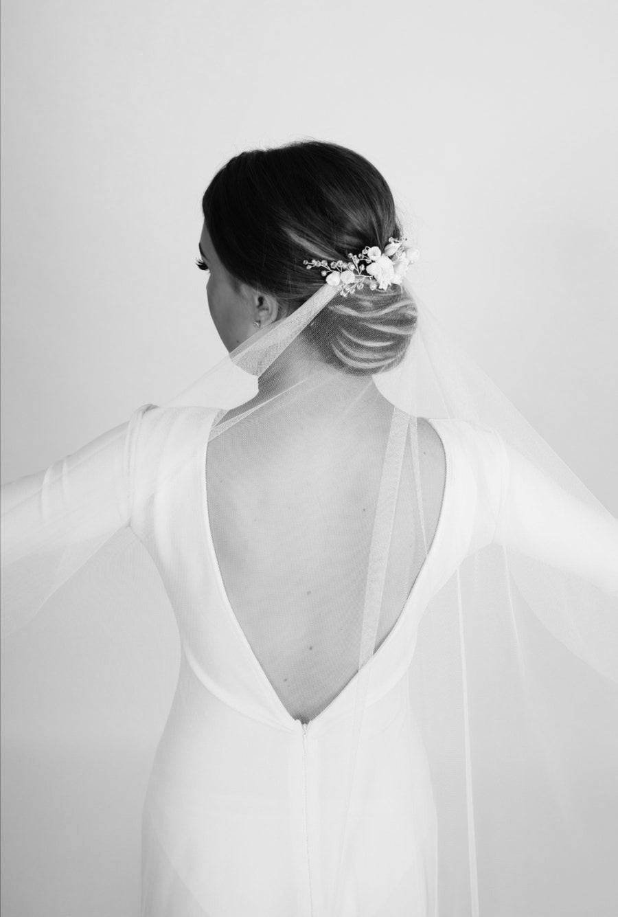 EMILIA - Sheer Bridal Veil