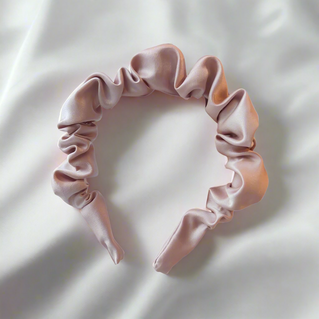 Petite Blush Pink Ruffle Headband - ☘ DEARADH ÉIREANN 