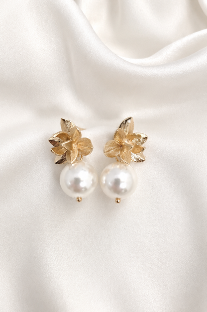 OPHELIA - Ráiteas Earring Bridal Pearl &amp; Gold