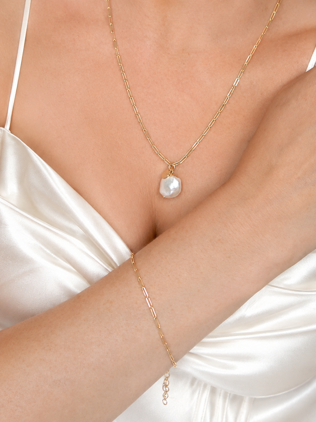 ESME - Contemporary Gold Link Bracelet