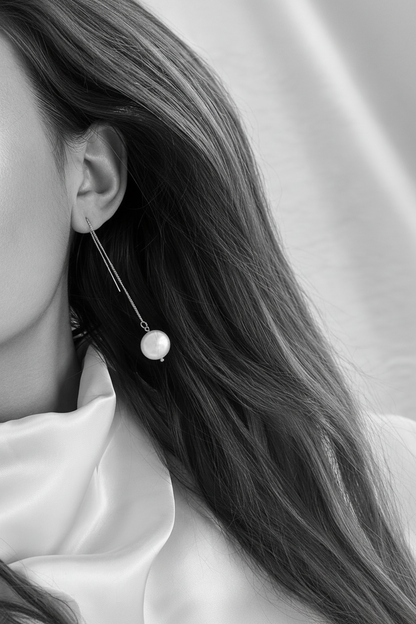FREYA - Freshwater pearl thread earrings - Silver