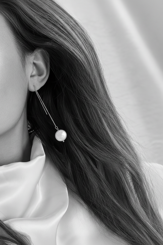 FREYA - Freshwater pearl thread earrings - Silver