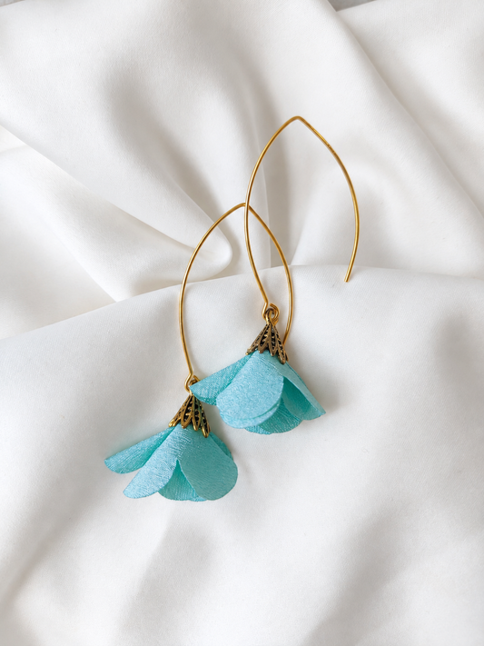 Jessie - Floral drop earrings - Ocean