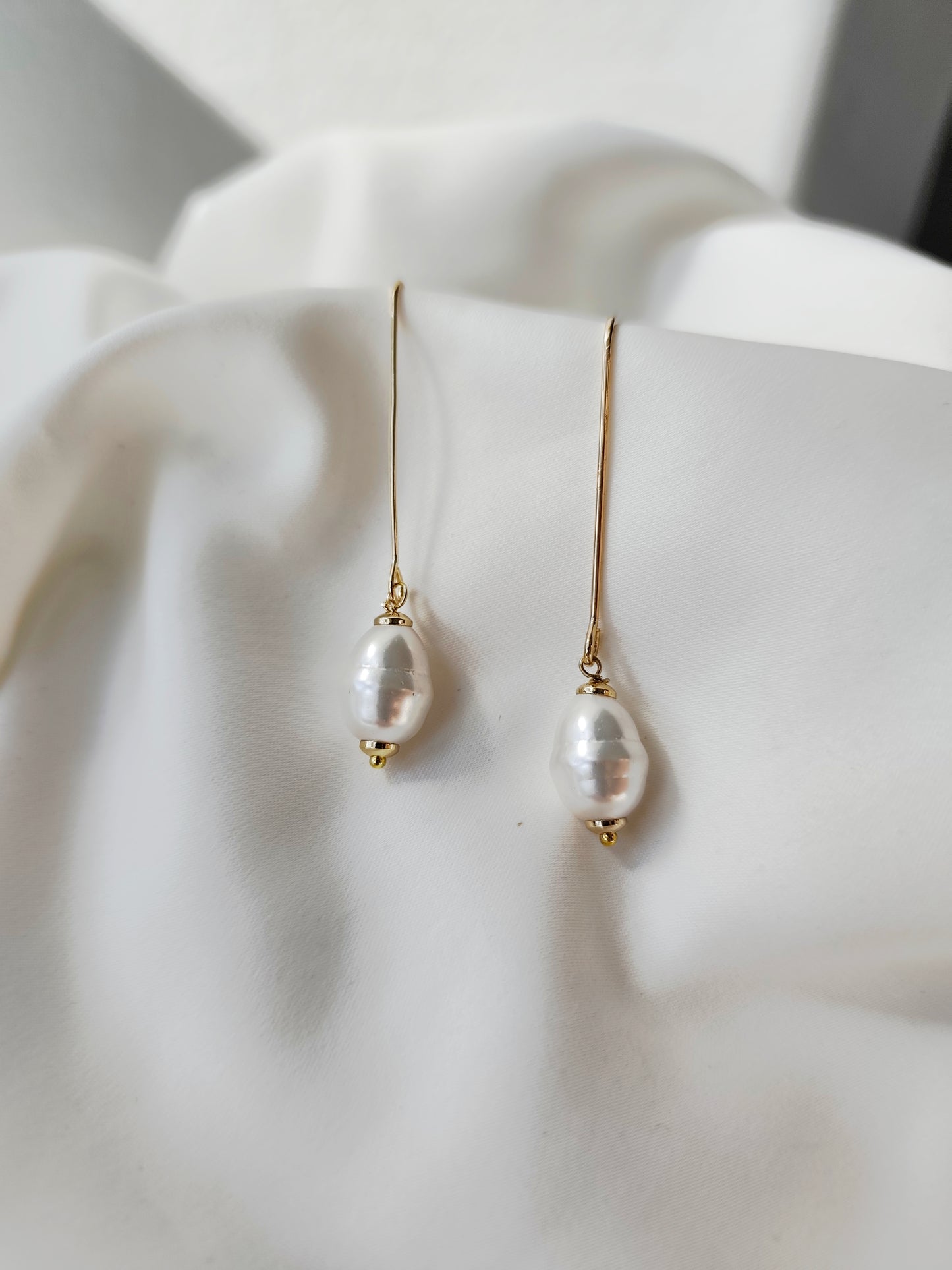 MAREE - Freshwater Pearl Drop Bridal Earrings