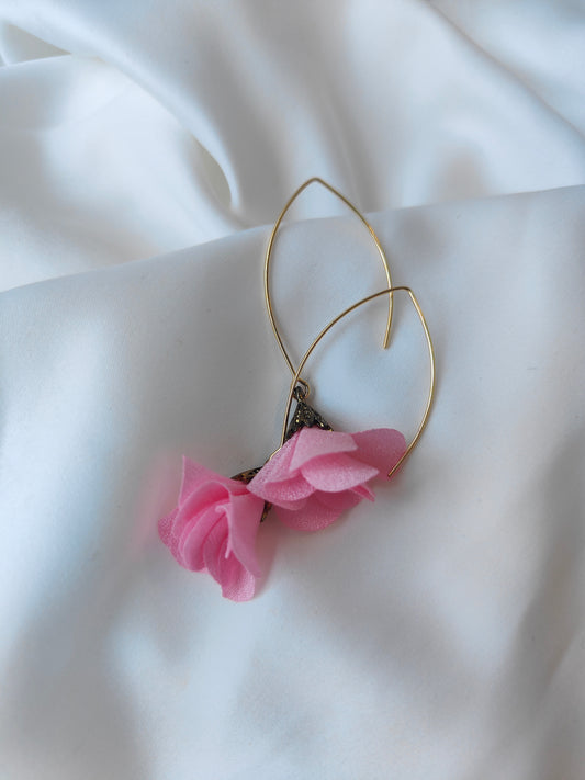 Jessie - Floral drop earrings - Rose Pink