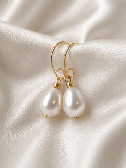 DAVINA - Pearl & Gold drop earring