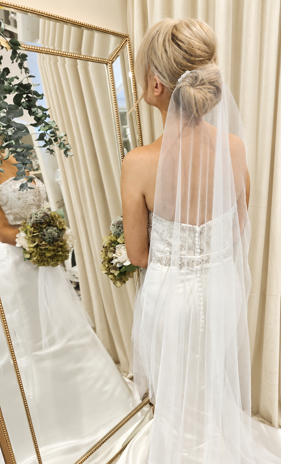 EMILIA - Veil Bridal gan Smál