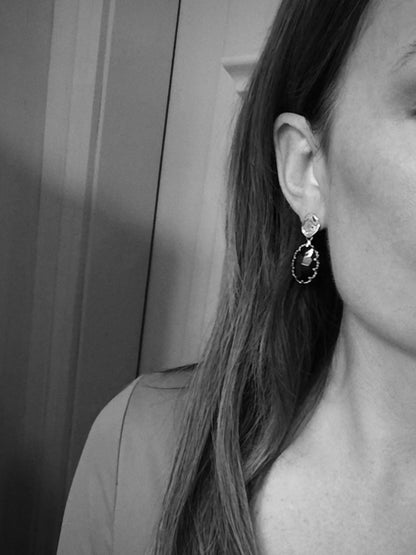 LUCY - Gold & crystal drop earring -Red