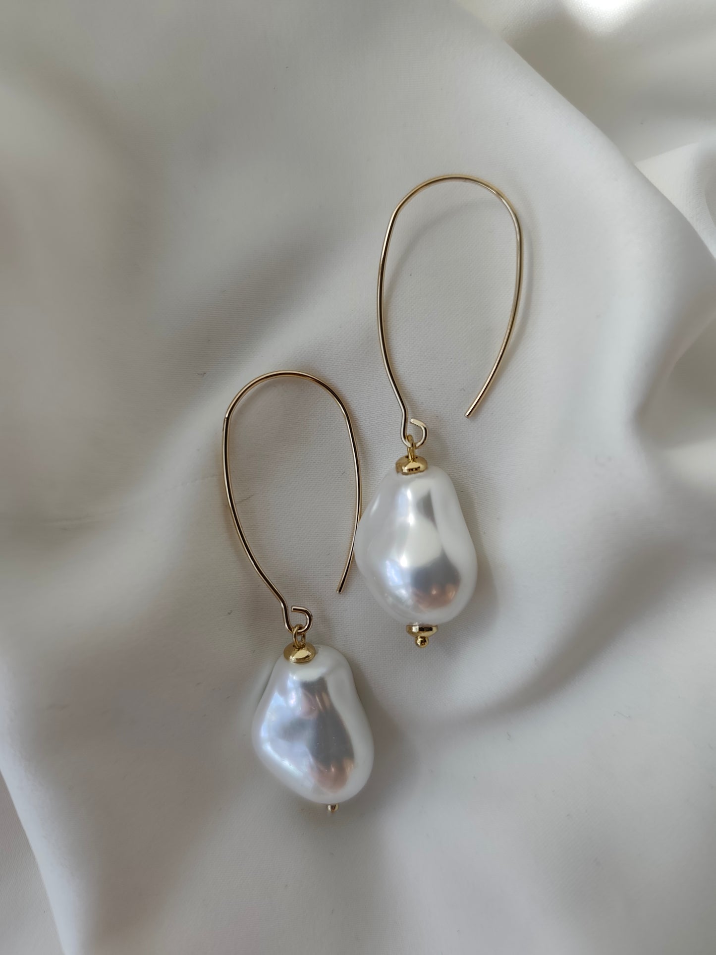 MONICA - Statement Pearl Drop Bridal Earrings