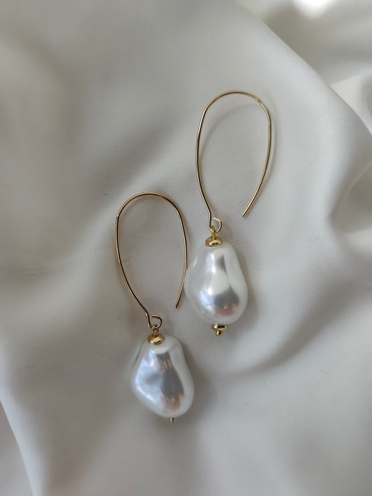 MONICA - Statement Pearl Drop Bridal Earrings