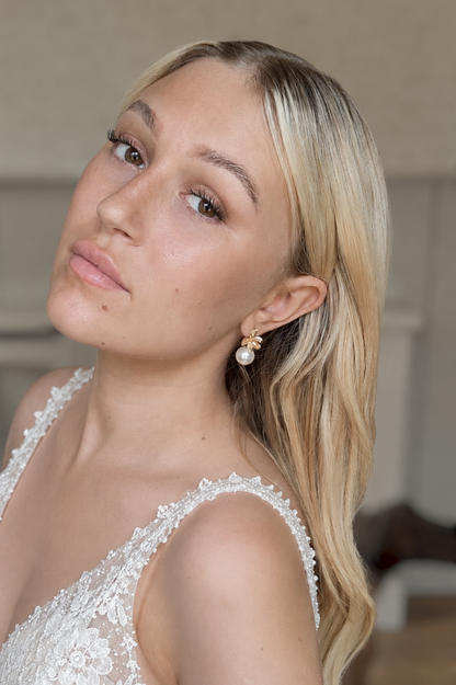 OPHELIA - Ráiteas Earring Bridal Pearl &amp; Gold