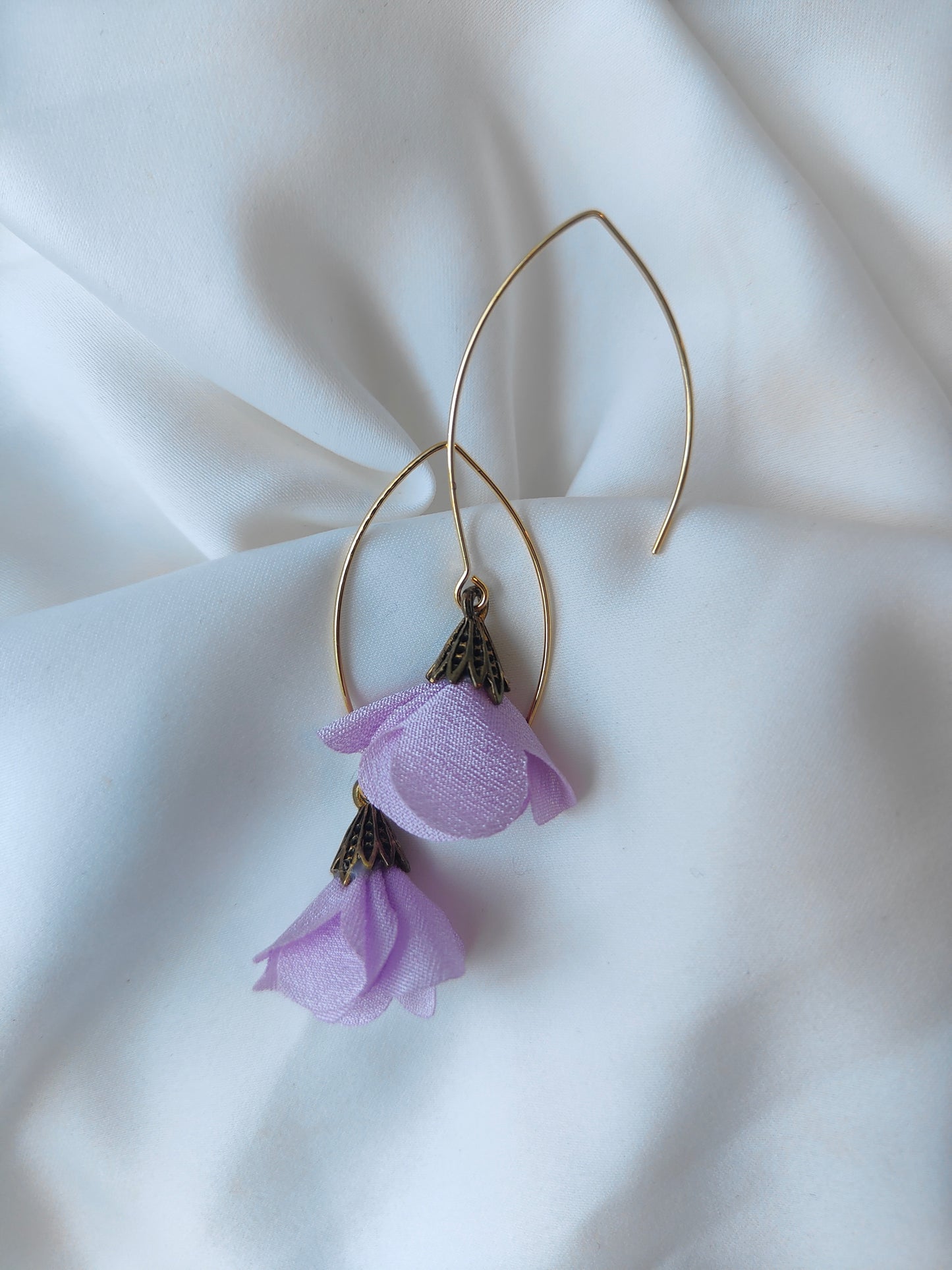 Jenni - Floral drop earrings - Lilac