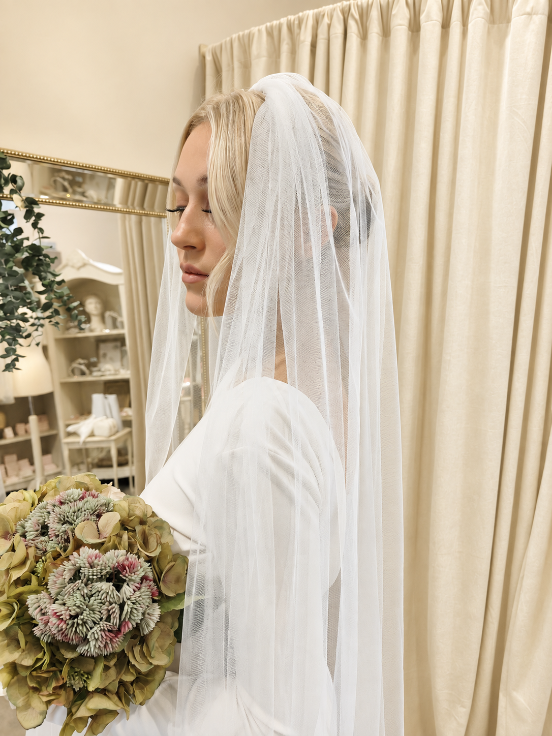 ELOISE - *Bestseller* Simple Soft Bridal Veil