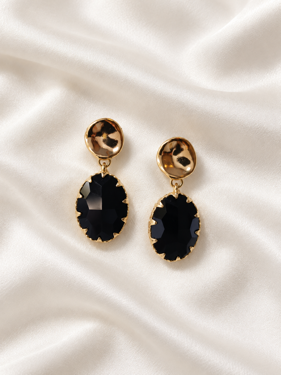 LUCY - Gold & crystal drop earring - Black