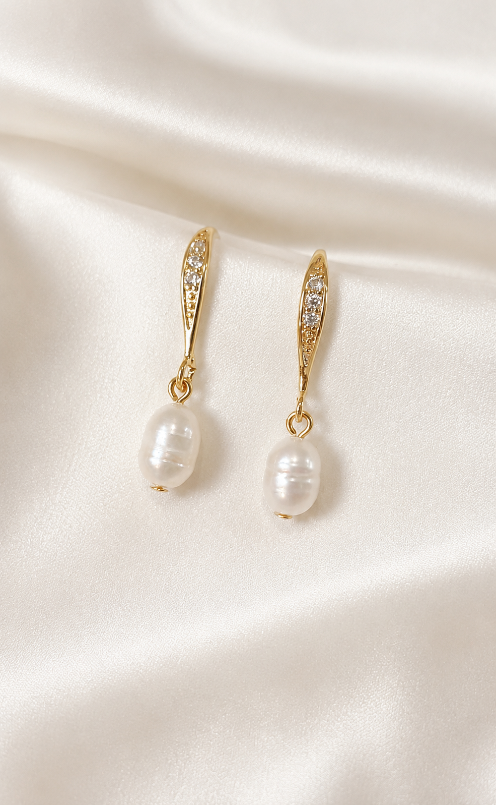 ELLEN - Petite Pearl Bridal Earring