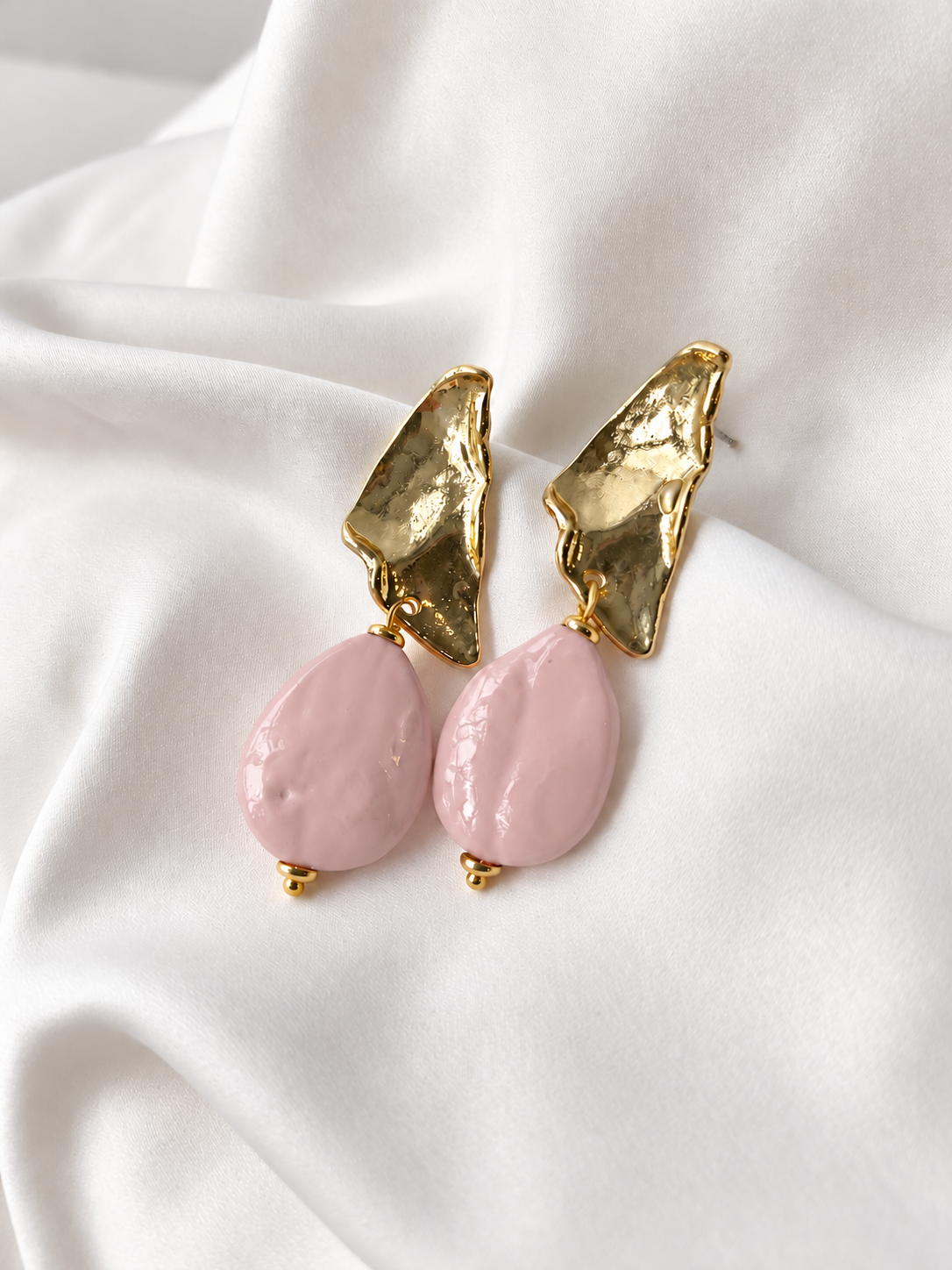 CARINA - Pastel Pink & Gold Starement Drop Earring
