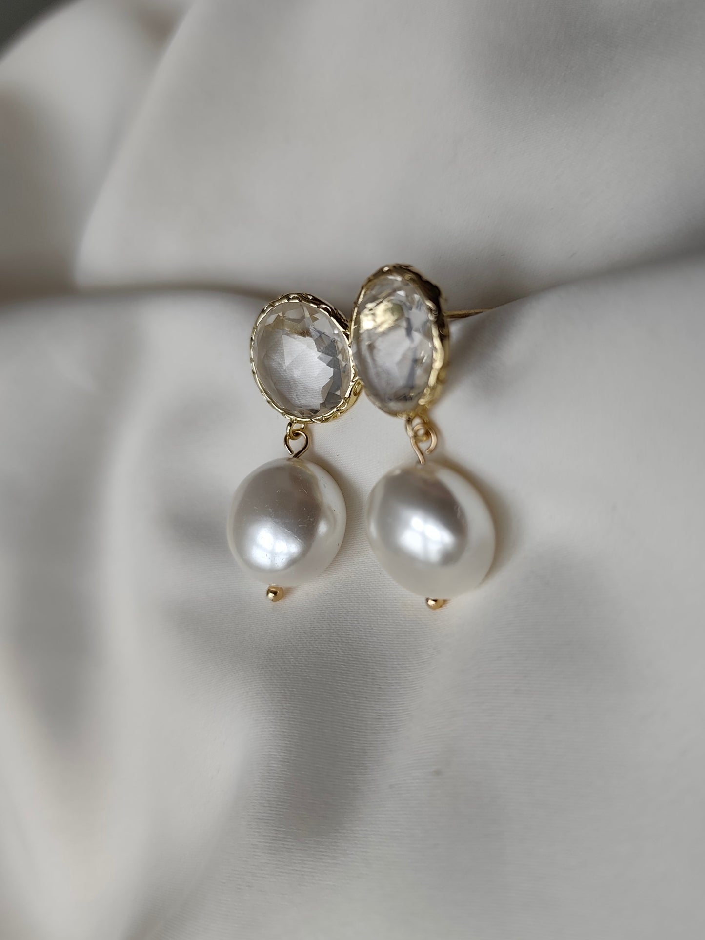 ISHA - Crystal & Pearl Drop Bridal Earrings