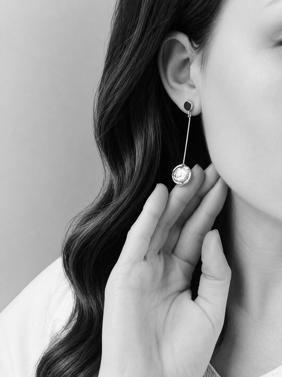 GLORIA - Pearl & Gold Drop Earrings