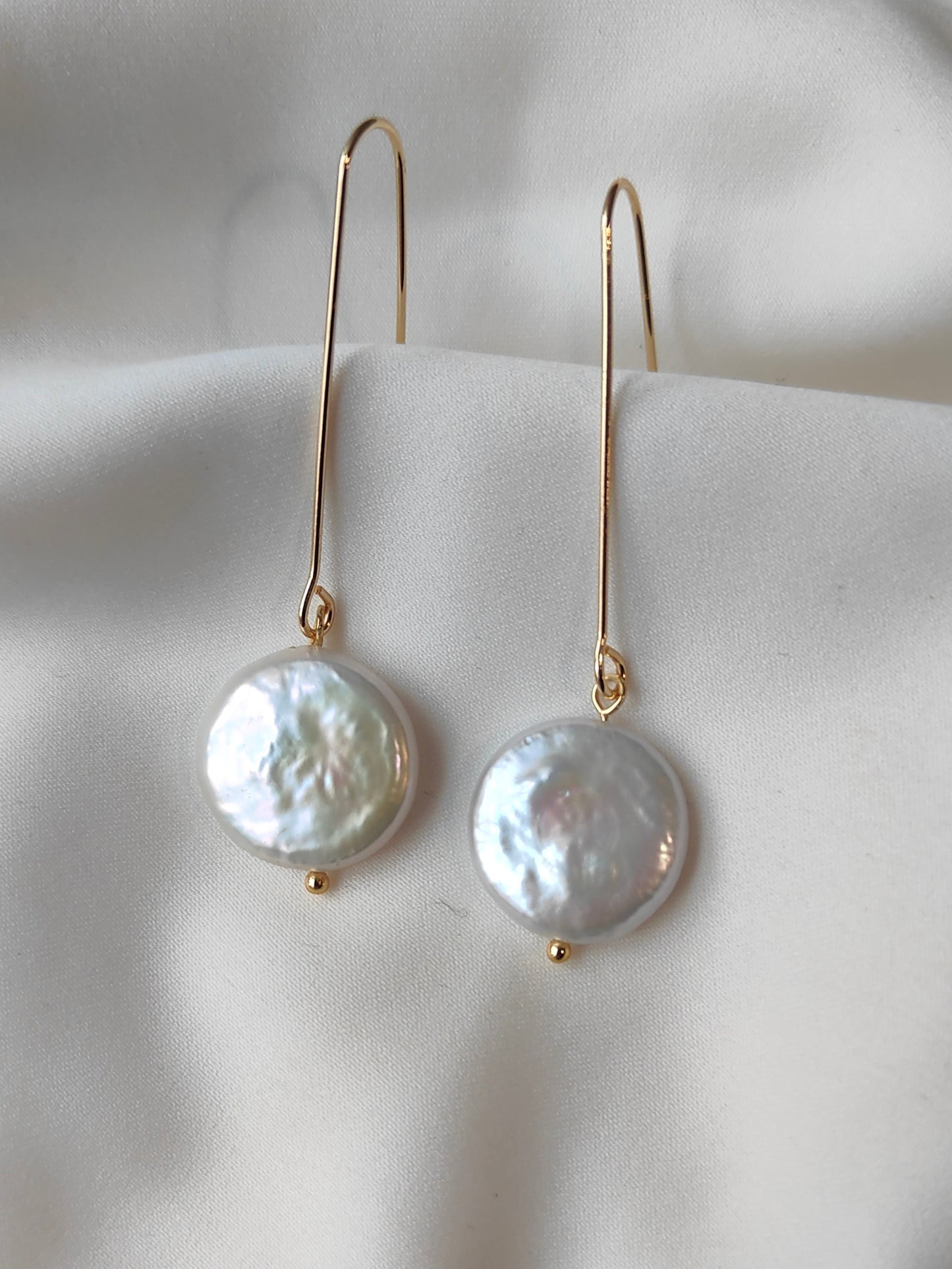 Angela - Freshwater Drop Pearl Earring
