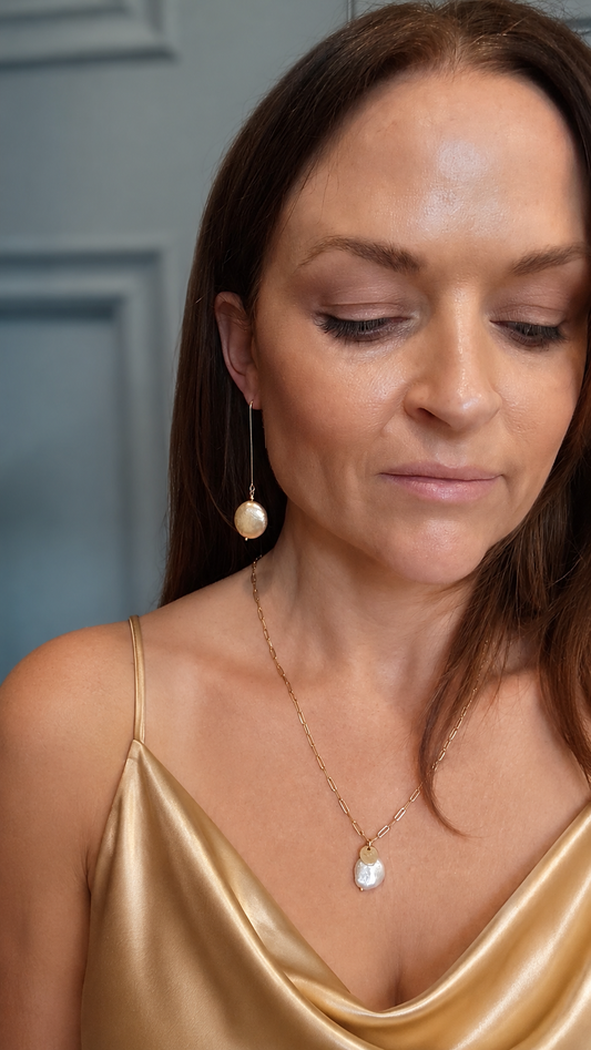 SANDRA - Gold Drop Earrings