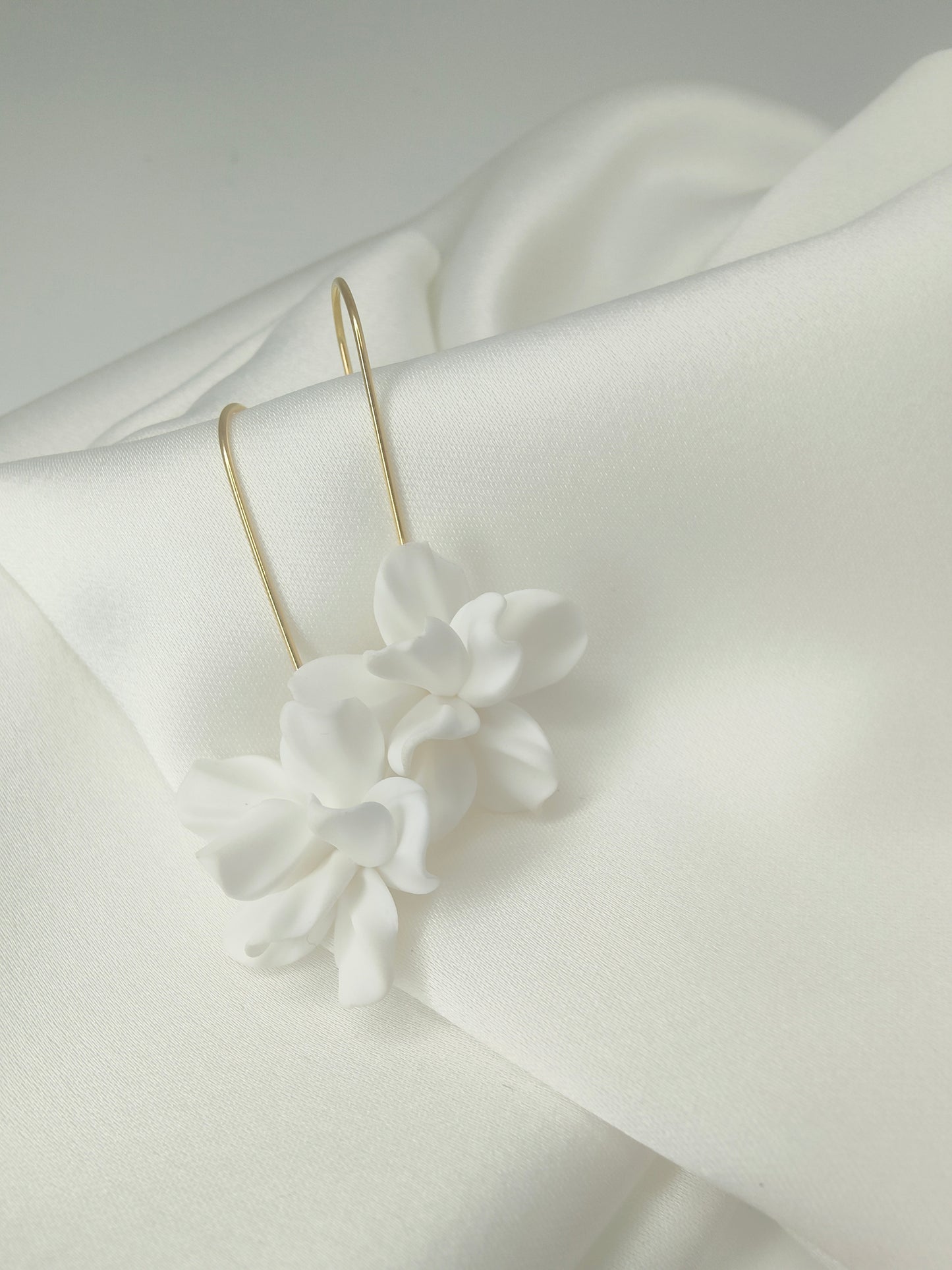 ANEMONE - Gold Statement Bridal Earrings