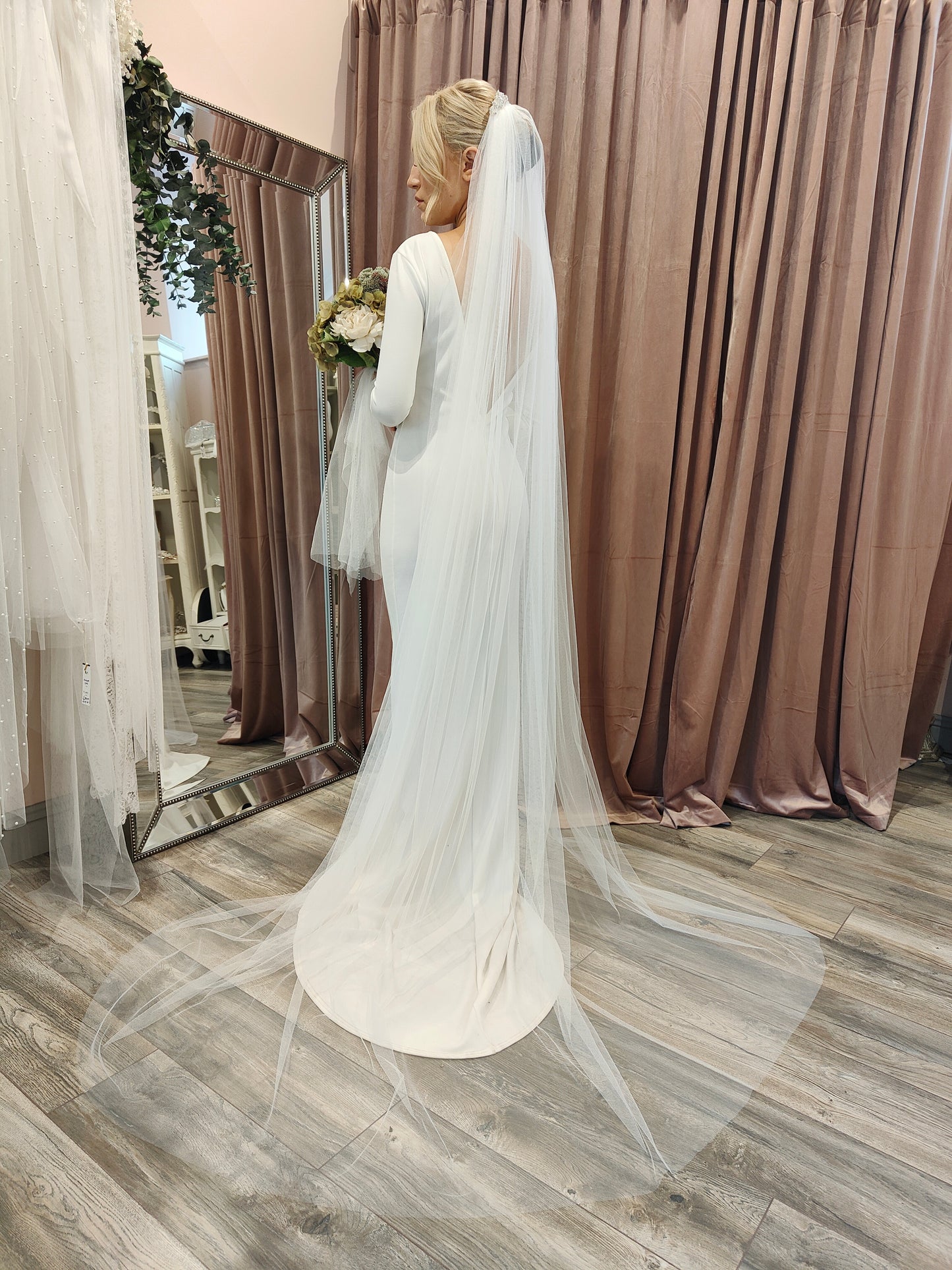 ELOISE - *Bestseller* Simple Bridal Veil