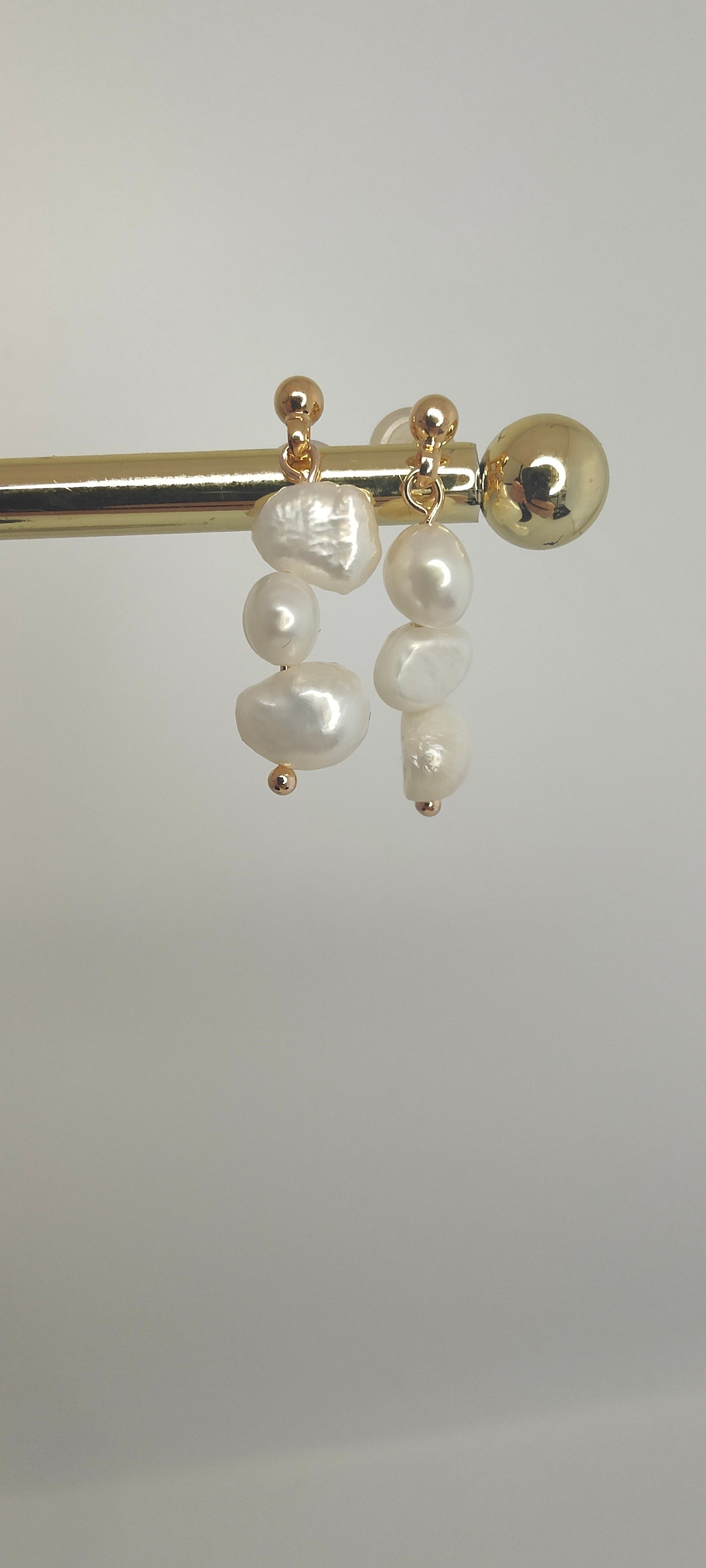 MEGHAN - Pearl Drop Bridal Earrings