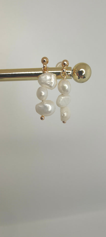 MEGHAN - Pearl Drop Bridal Earrings