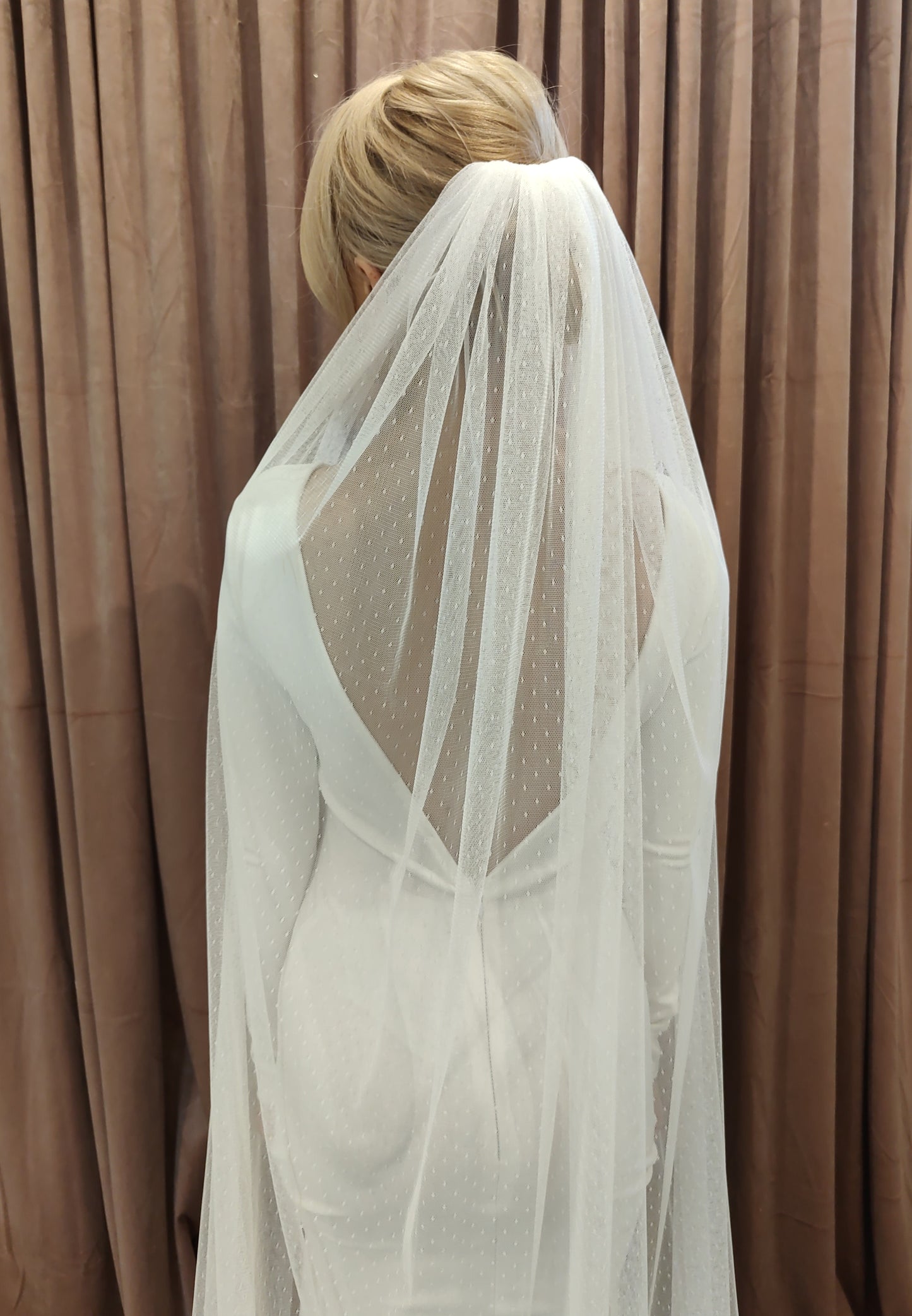 DOROTHY - Polka Dot Wedding Veil