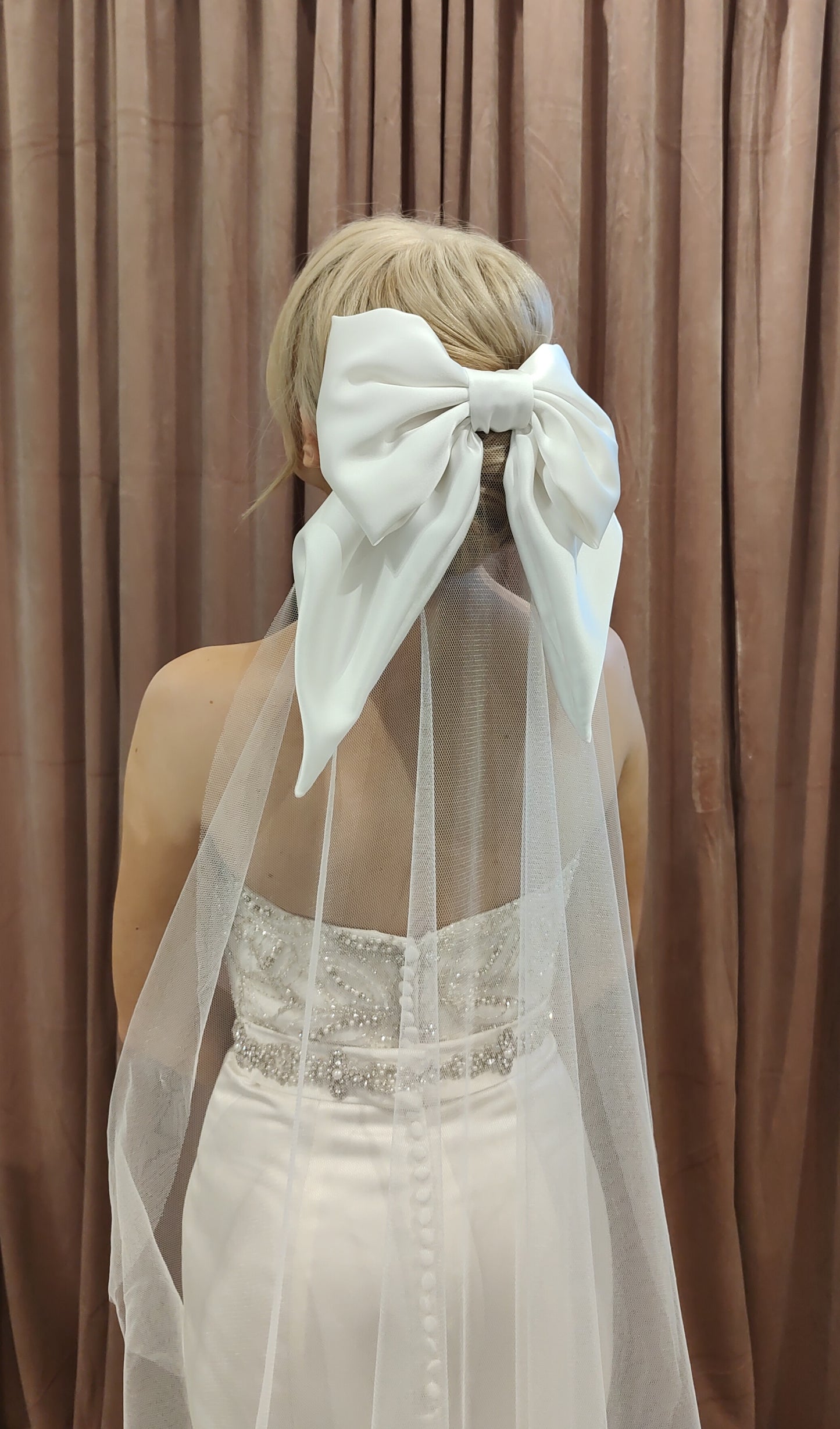 EMMA BRIDAL BOW - Soft Satin Bridal Bow Alternative Veil