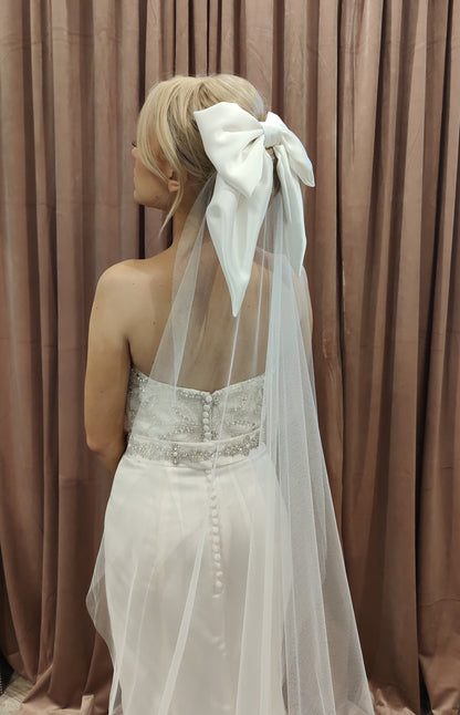 EMMA BRIDAL BOW - Soft Satin Bridal Bow Alternative Veil