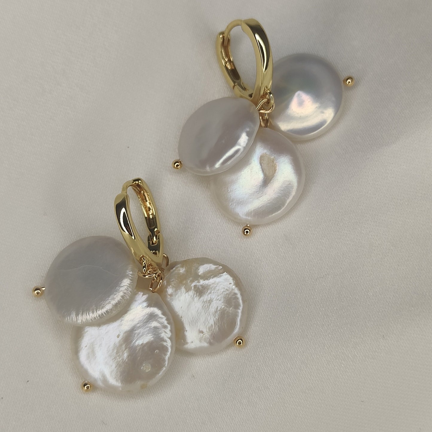 EVELYN - Statement Pearls & Gold Bridal Earrings