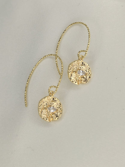 AUNA - Gold Drop Bridal Earrings