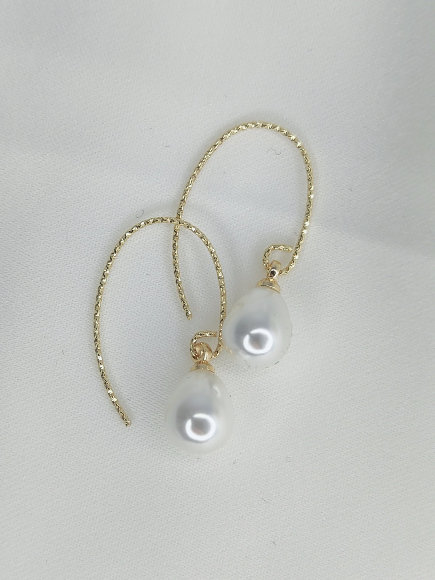 ELLA - Pearl Drop Bridal Earrings