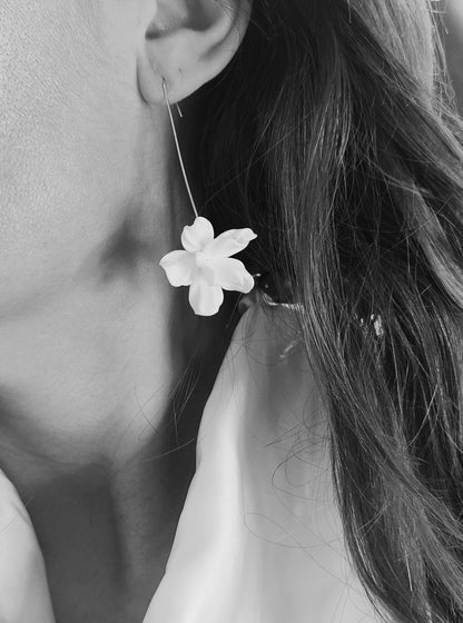 ANEMONE - Gold Statement Bridal Earrings