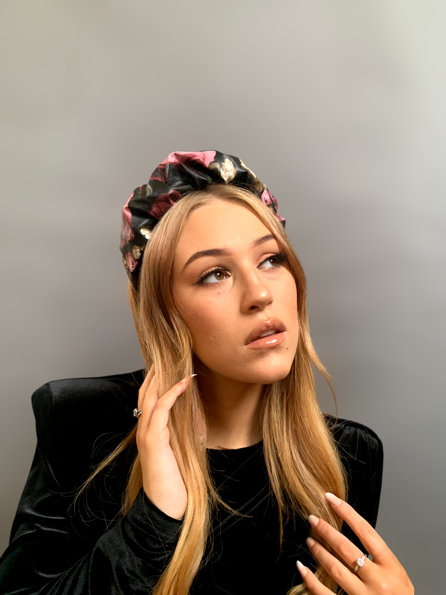 Banna RUFFLE LEATHAIR FAUX - Moody Rose 