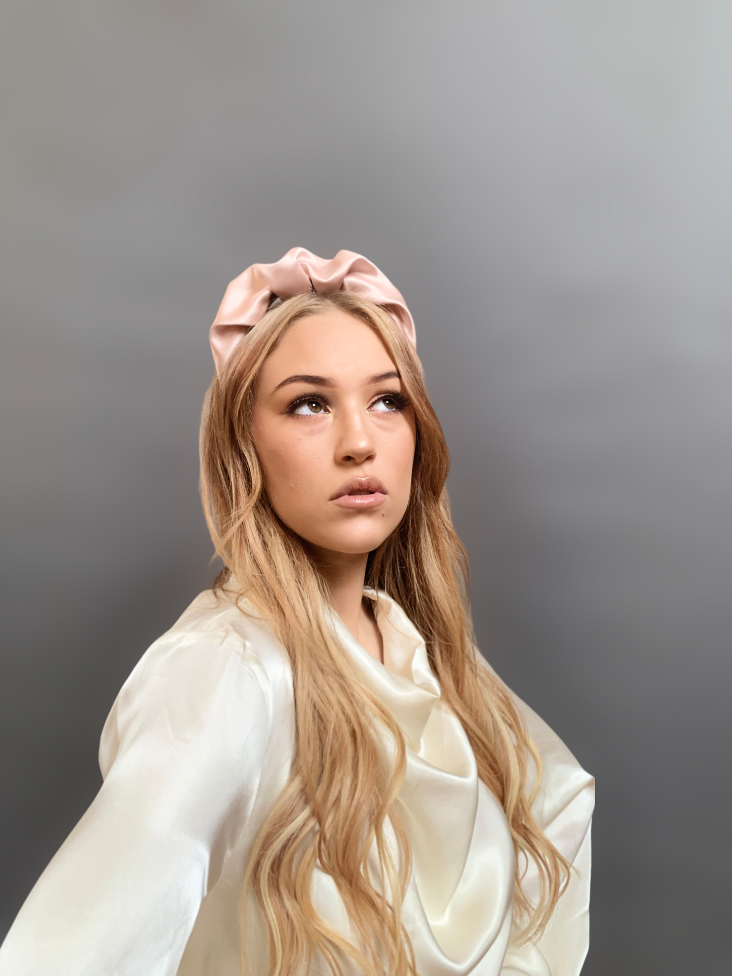 Duchess Ruffle Band - Blush