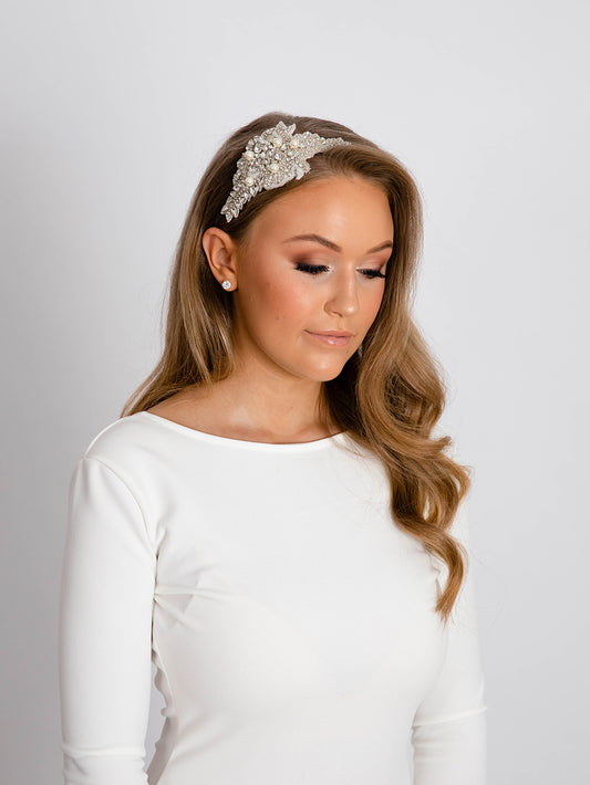 MOLLY - *Díoltóir is Fearr* Cúlpháirtí Gruaige Crystal Bridal